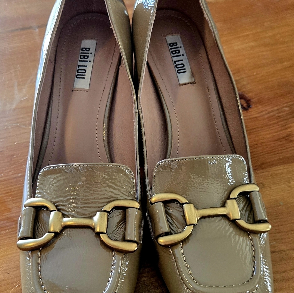 Bibi Lou Women's Taupe Heels with Gold Buckle
